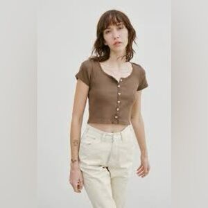 John Galt / Brandy Melville Brown Zelly Crop Short Sleeve Button Up Tee